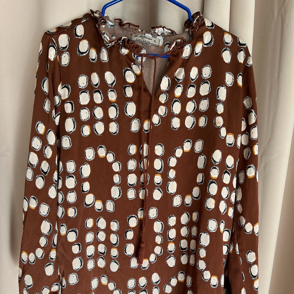 Women's tops